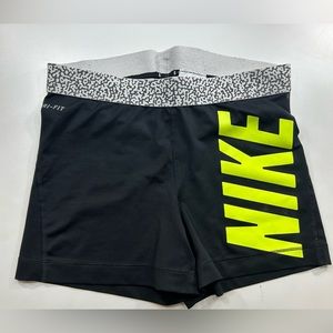 Size Medium Nike Pros
